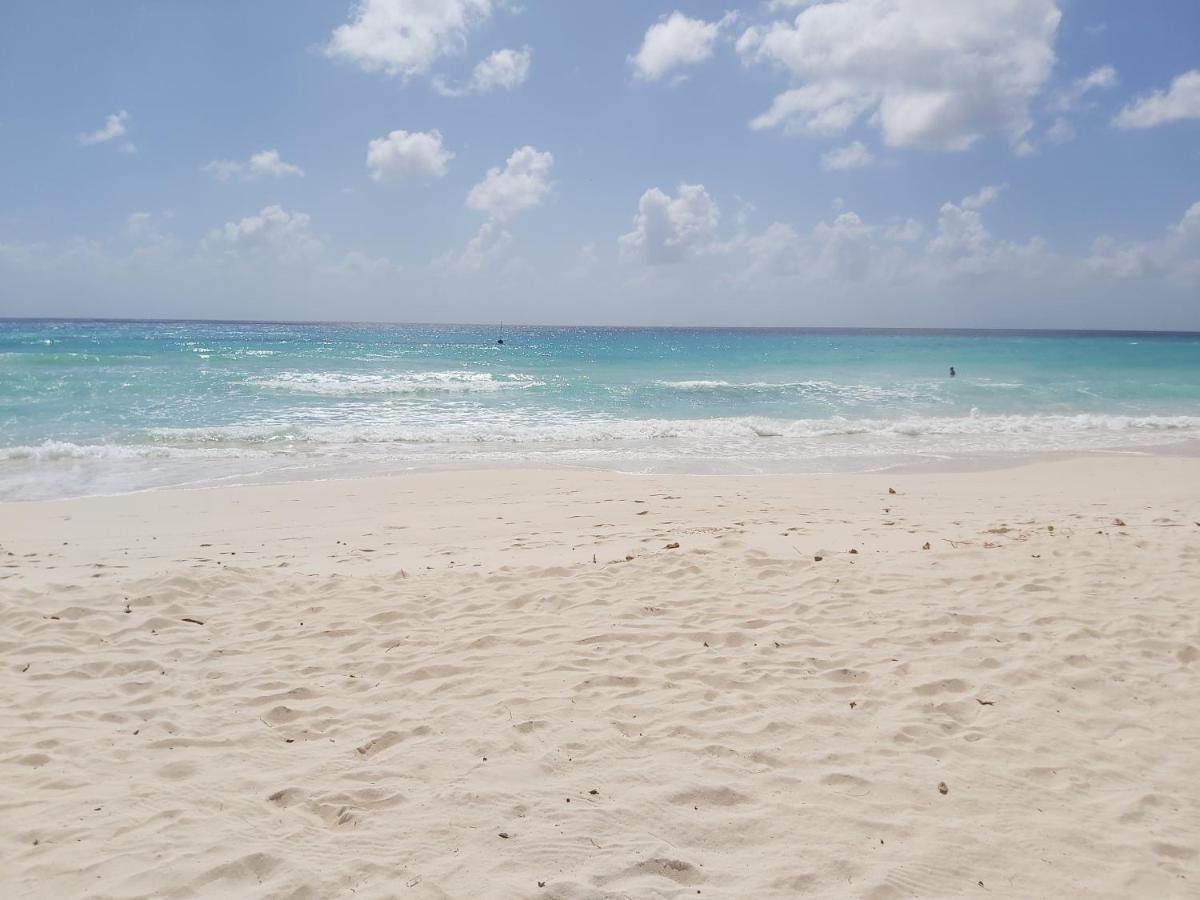 Ocean View Apartments Bridgetown Extérieur photo