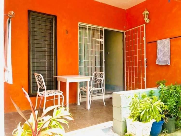 Ocean View Apartments Bridgetown Extérieur photo