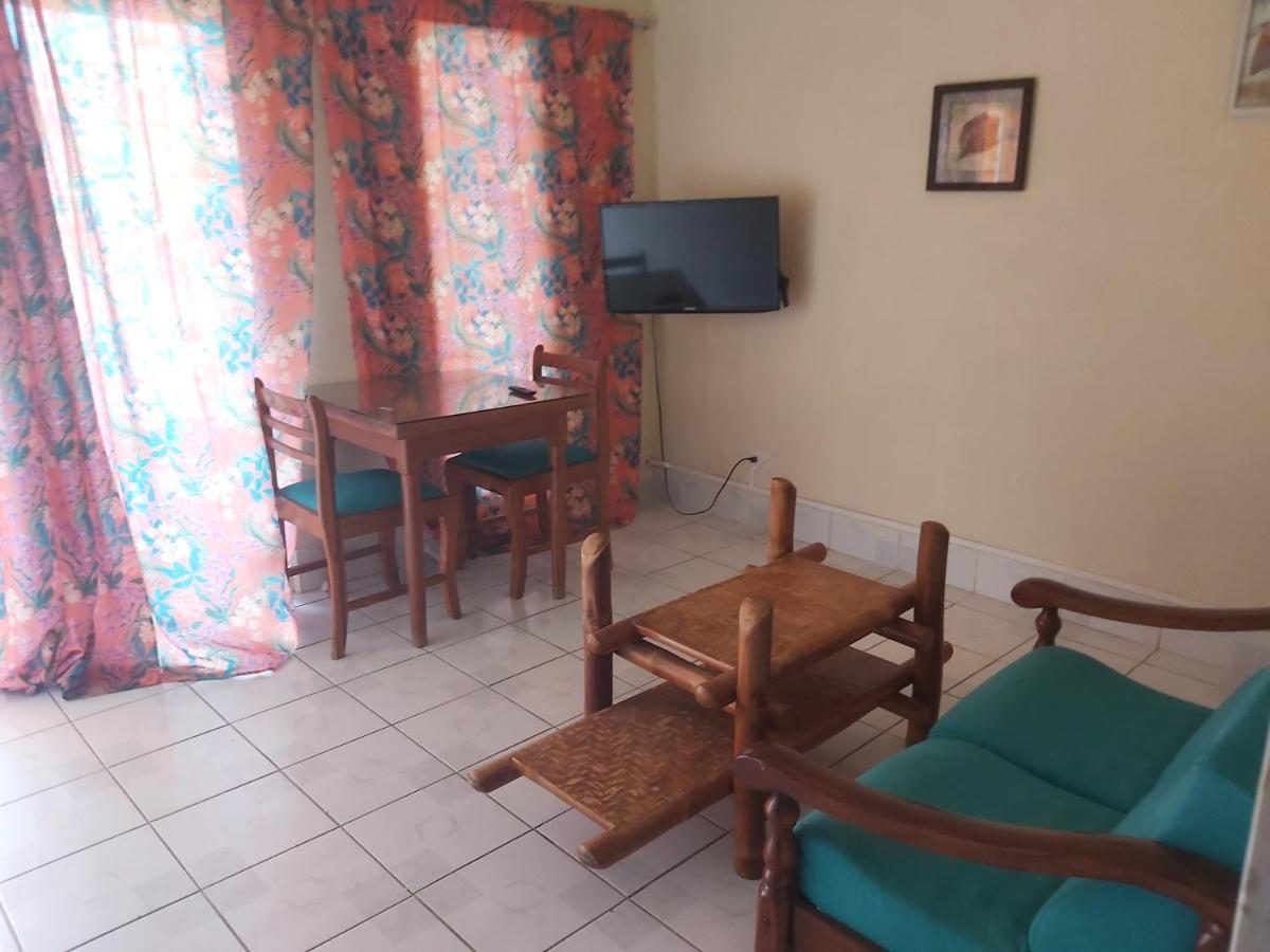 Ocean View Apartments Bridgetown Extérieur photo